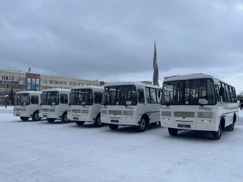 В Усинск прибыли новые автобусы.