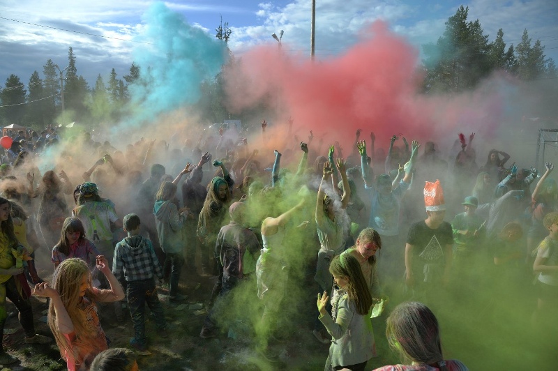 Усинск готовится отметить День молодежи.