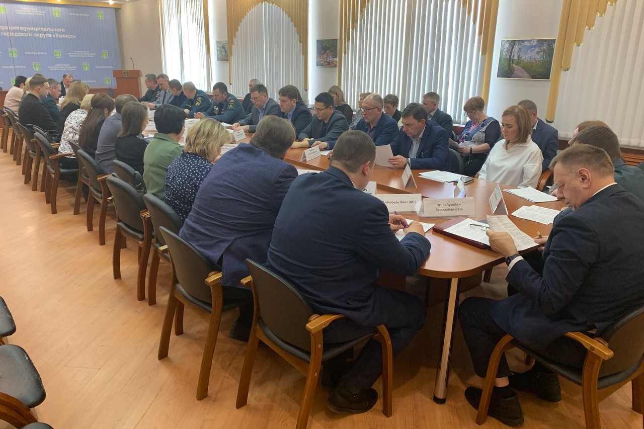Подготовку муниципалитета к половодью обсудили в администрации Усинска.