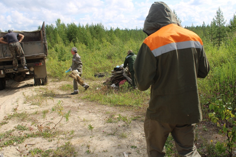 На территории округа «Усинск» продолжается экологическая акция «Речная лента 2023».