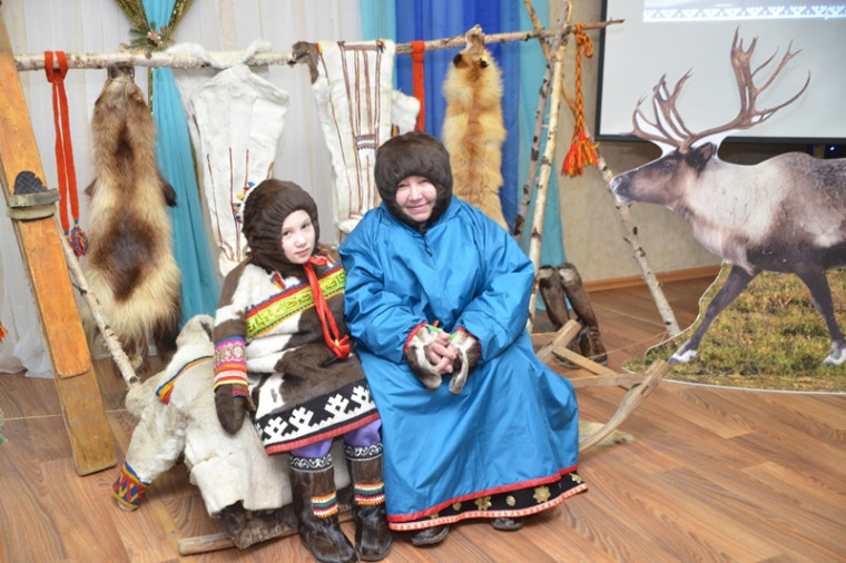 В Усть-Усе состоялось открытие этнокультурной площадки «Там, где растет морошка».